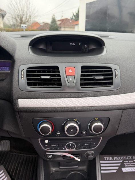 RENAULT MEGANE III CC TCe 130 Dynamique Euro 5 - 59 150Kms - Premier Main - Distrib ok - Suivit RENA
