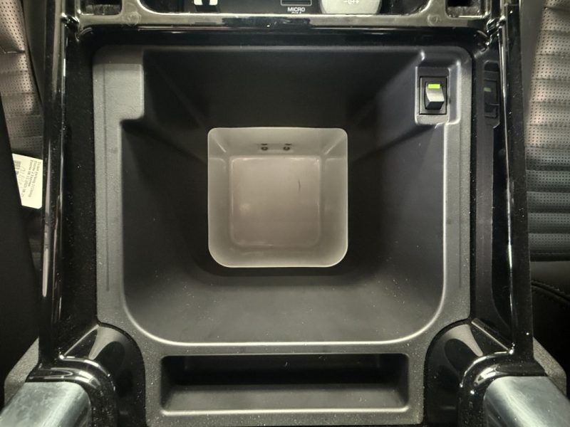 LAND ROVER DISCOVERY MARK III LUXURY 7 PLACES 2.0 300ch- ORIGINE FR- TOIT OUVRANT- 59.000KM - 2019