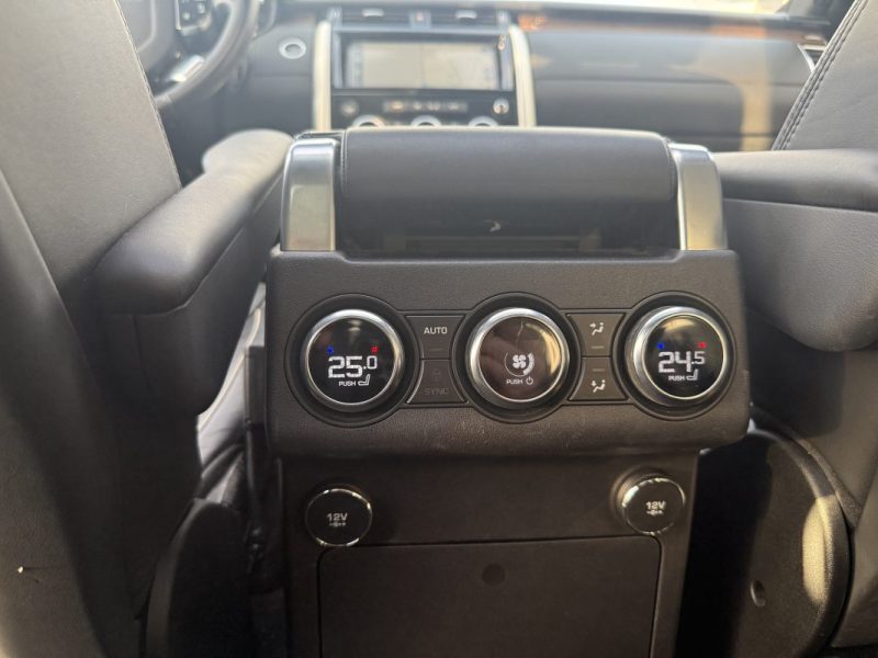 LAND ROVER DISCOVERY MARK III LUXURY 7 PLACES 2.0 300ch- ORIGINE FR- TOIT OUVRANT- 59.000KM - 2019