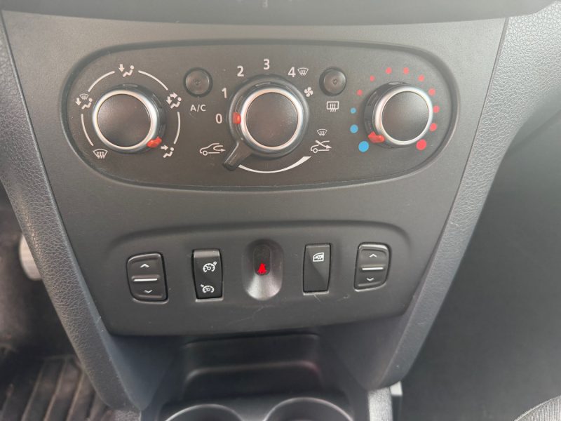 DACIA SANDERO 1.5 DCI 90CH LAURÉATE 1ERE MAIN GARANTIE 