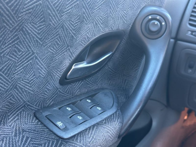 RENAULT LAGUNA 1.9 DCI 120 CV CONFORT EXPRESSION 