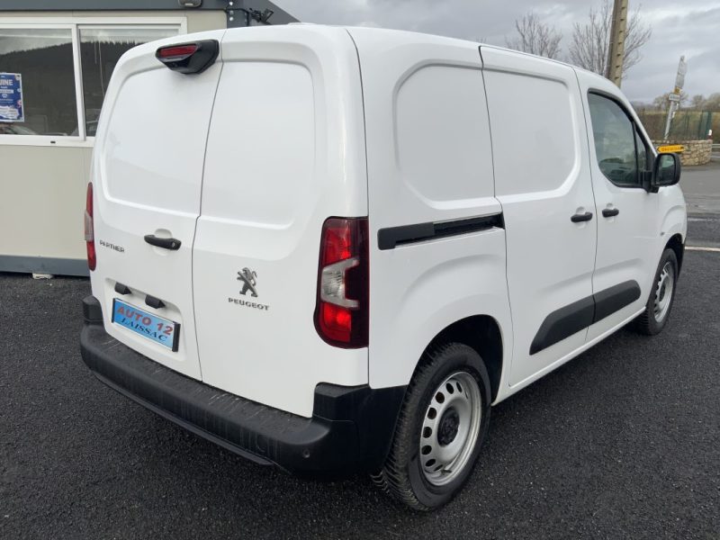 9 990€ HT PEUGEOT PARTNER 3 1.5 BLUEHDI 100 CV 1000KG ASPHALT 2021 *CAMÉRA DE RECUL