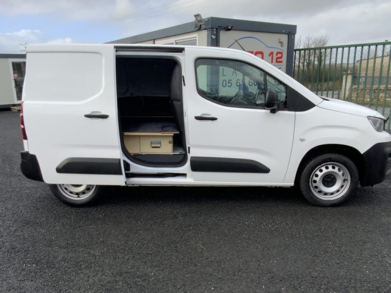 9 990€ HT PEUGEOT PARTNER 3 1.5 BLUEHDI 100 CV 1000KG ASPHALT 2021 *CAMÉRA DE RECUL