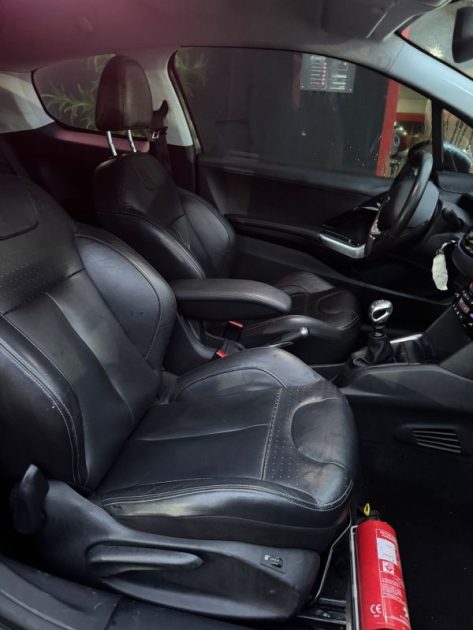 PEUGEOT 208 1.6 THP - Paiement 3x/4x/10x ✅