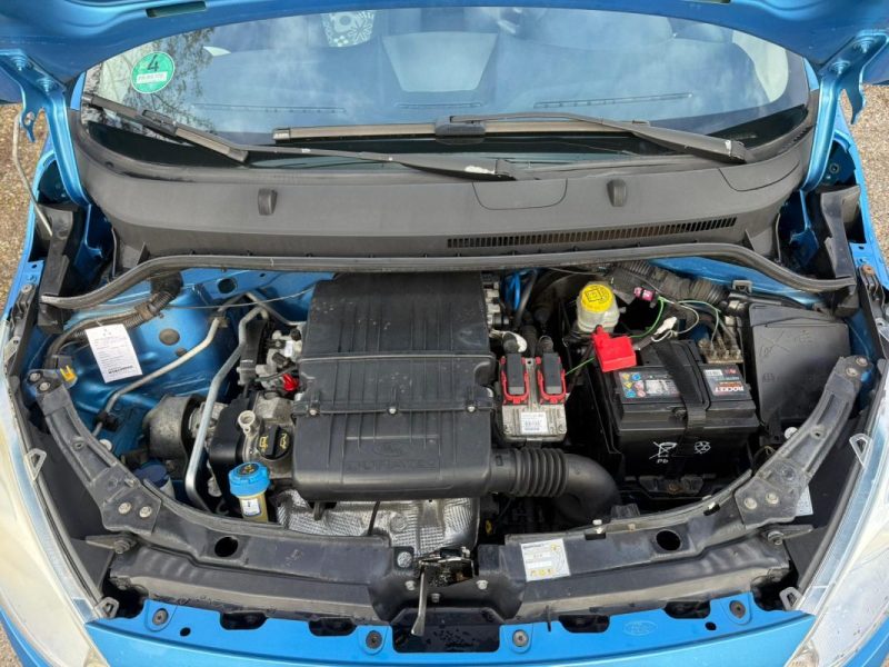 FORD KA 1.2L 70CV TREND + PACK CLIM 3P 2010