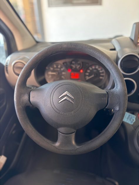 CITROËN BERLINGO 1.6 HDI 90 CH – DISTRIBUTION NEUVE – GARANTIE 12MOIS - CT OK 