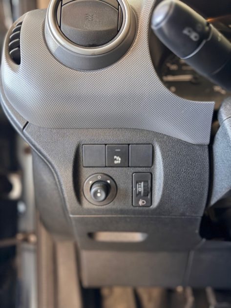 CITROËN BERLINGO 1.6 HDI 90 CH – DISTRIBUTION NEUVE – GARANTIE 12MOIS - CT OK 