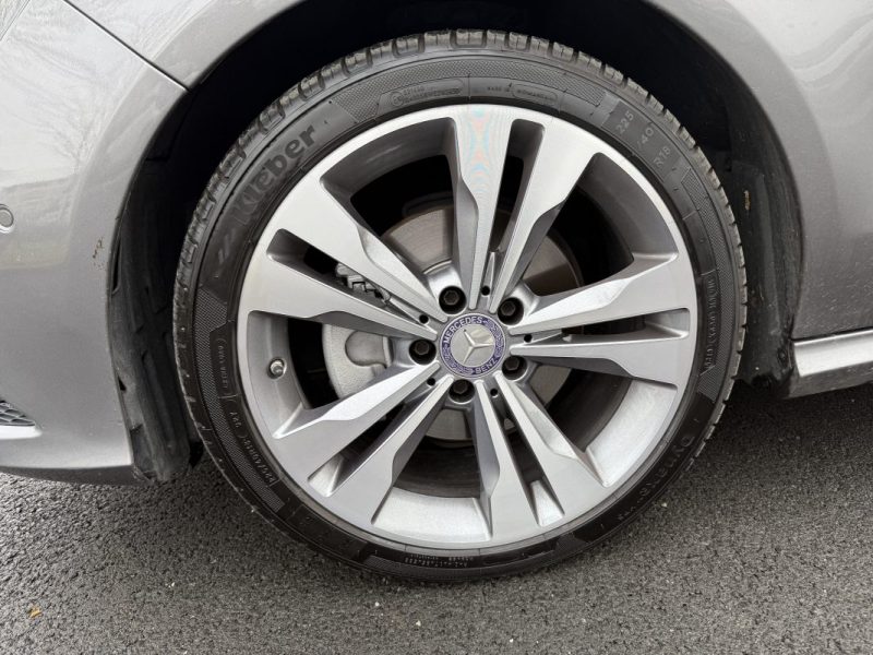 MERCEDES BENZ CLASSE CLA Shooting Brake 180D / SENSATION / 142.000km / 2016