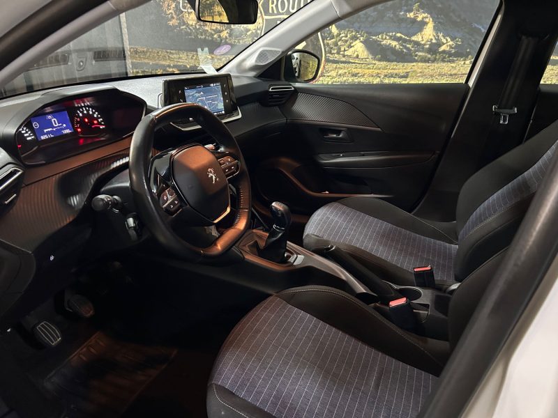 PEUGEOT 208 II 1.2 75CH 2 PLACES PREMIUM 2022 PRIX HT : 5408 €