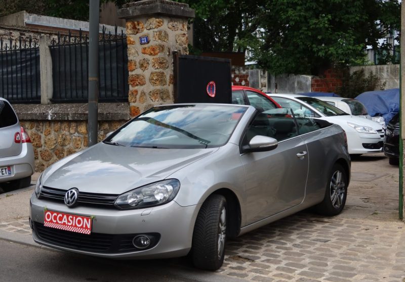 VOLKSWAGEN GOLF 1.2 TSI 105CH BLUEMOTION TECHNOLOGY CARAT 2011