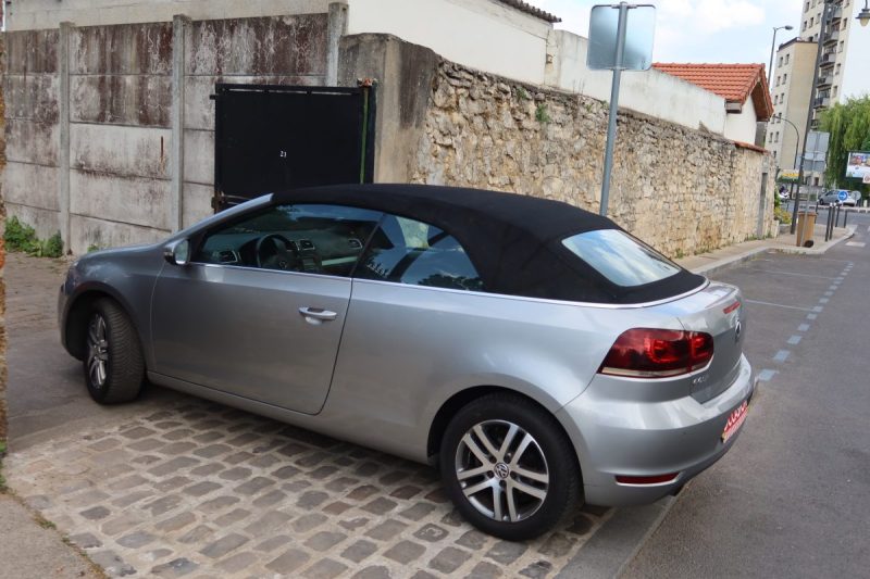 VOLKSWAGEN GOLF 1.2 TSI 105CH BLUEMOTION TECHNOLOGY CARAT 2011