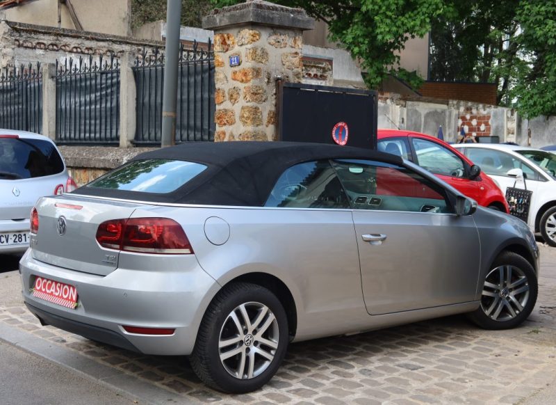 VOLKSWAGEN GOLF 1.2 TSI 105CH BLUEMOTION TECHNOLOGY CARAT 2011
