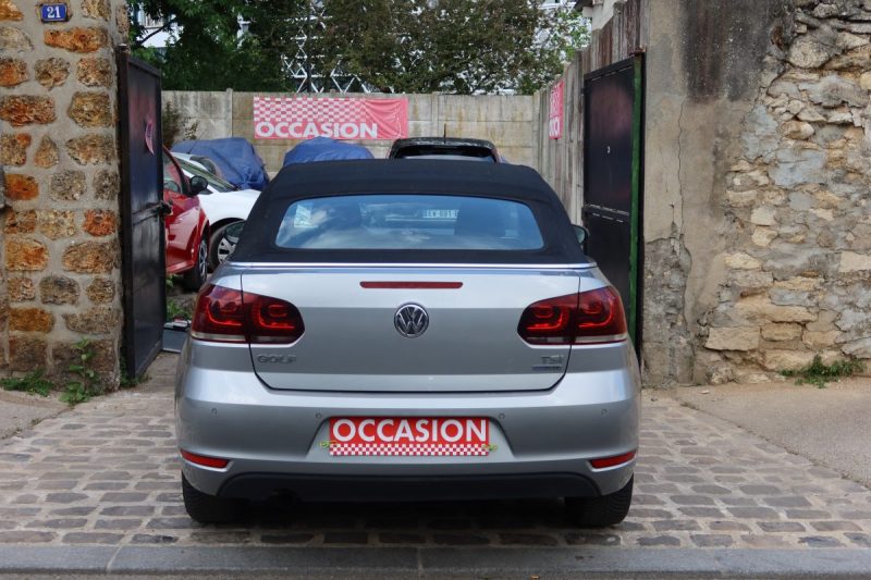 VOLKSWAGEN GOLF 1.2 TSI 105CH BLUEMOTION TECHNOLOGY CARAT 2011