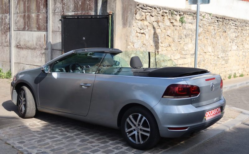 VOLKSWAGEN GOLF 1.2 TSI 105CH BLUEMOTION TECHNOLOGY CARAT 2011