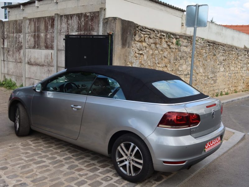 VOLKSWAGEN GOLF 1.2 TSI 105CH BLUEMOTION TECHNOLOGY CARAT 2011