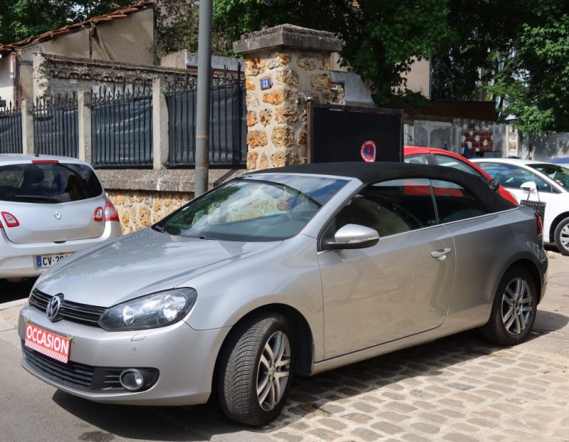 VOLKSWAGEN GOLF 1.2 TSI 105CH BLUEMOTION TECHNOLOGY CARAT 2011