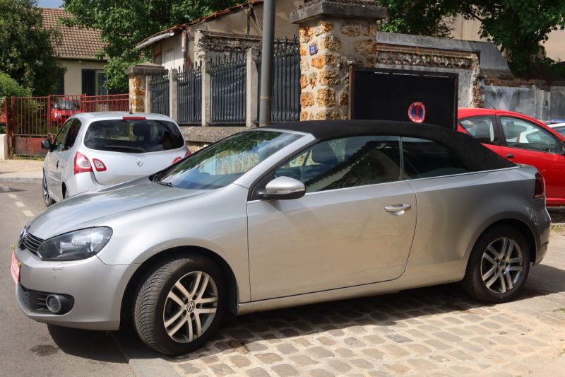 VOLKSWAGEN GOLF 1.2 TSI 105CH BLUEMOTION TECHNOLOGY CARAT 2011