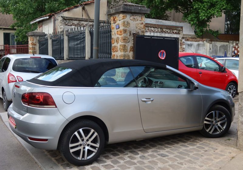 VOLKSWAGEN GOLF 1.2 TSI 105CH BLUEMOTION TECHNOLOGY CARAT 2011