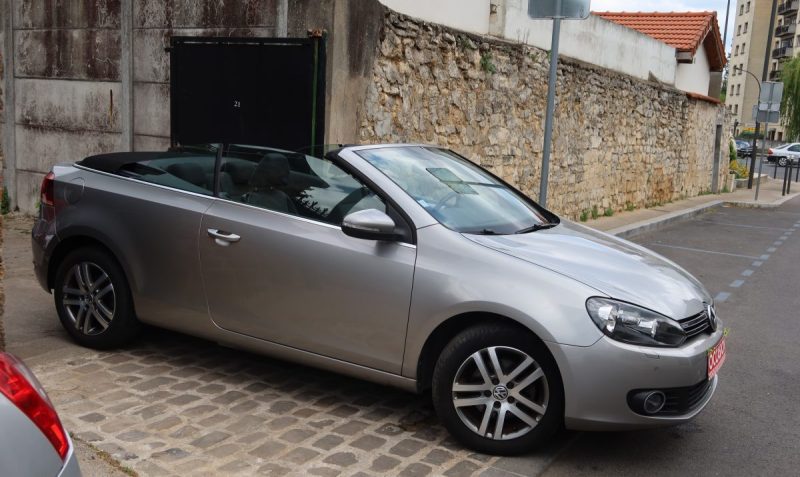 VOLKSWAGEN GOLF 1.2 TSI 105CH BLUEMOTION TECHNOLOGY CARAT 2011