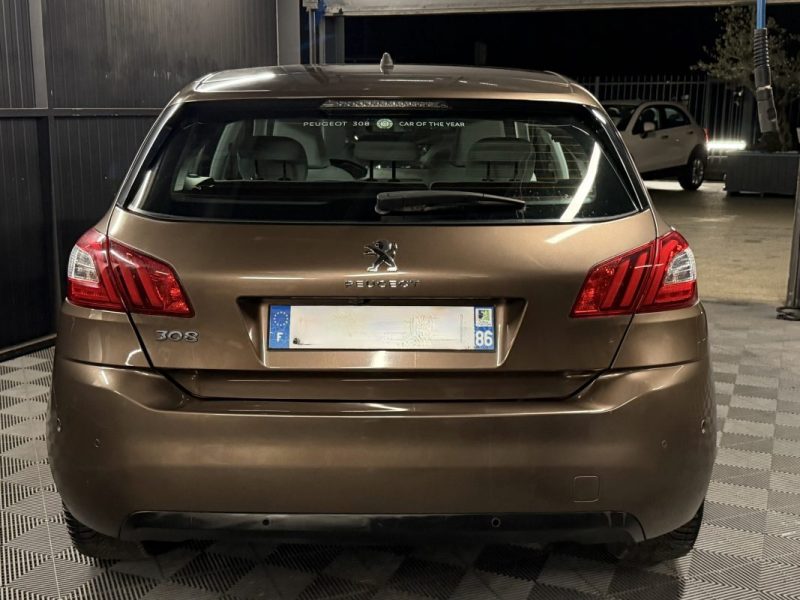 PEUGEOT 308 II ALLURE 1.2 130 Cv BOITE AUTOMATIQUE / 5 PORTES CRIT AIR 1 - GARANTIE 1 AN