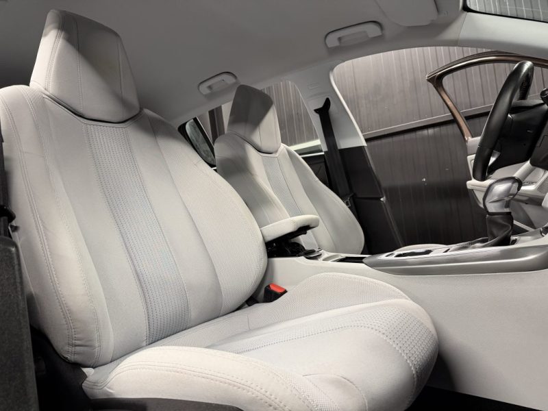 PEUGEOT 308 II ALLURE 1.2 130 Cv BOITE AUTOMATIQUE / 5 PORTES CRIT AIR 1 - GARANTIE 1 AN