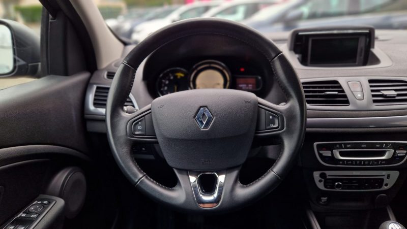 RENAULT MEGANEIII 1.5 L DCI 110 LIMITED 2016