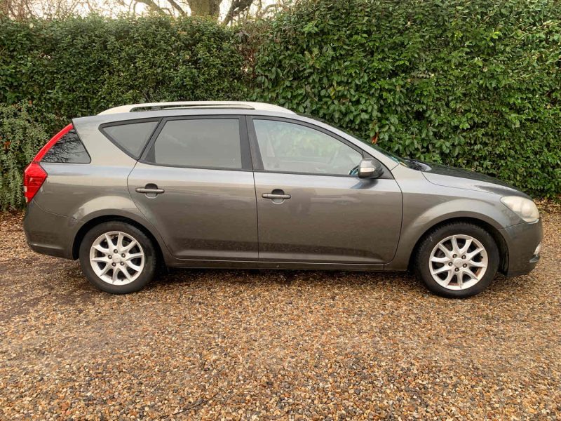 KIA CEE-D SW 1.6 CRDI 115 STYLE ISG 2010