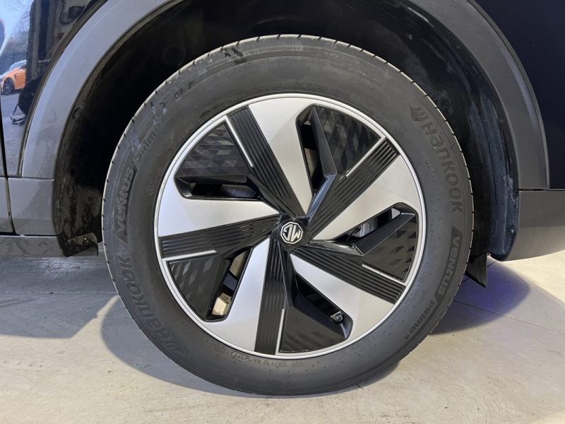 MG ZS EV 177 CH LUXURY 51 KWH / SOH 90% / TOIT OUVRANT