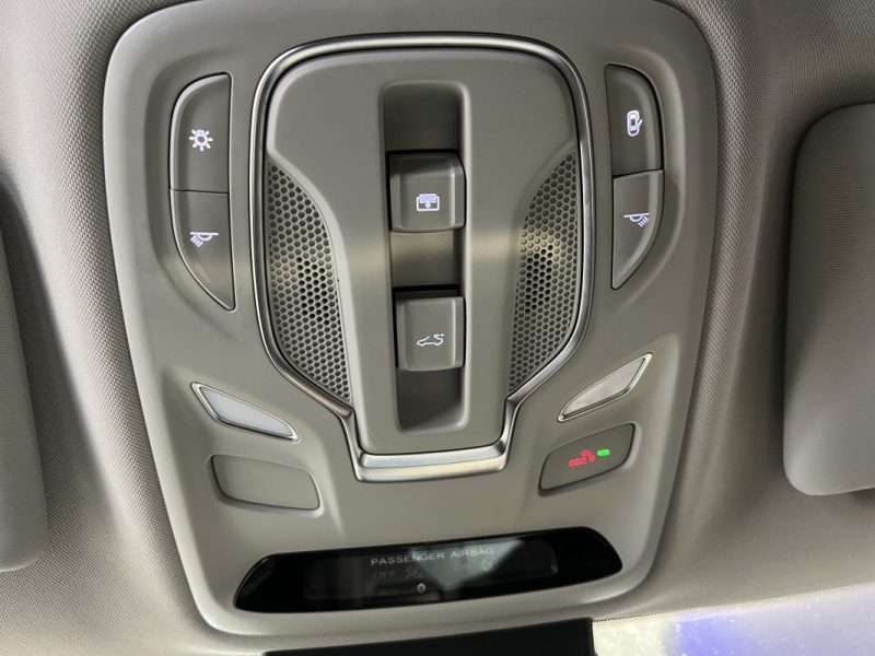 MG ZS EV 177 CH LUXURY 51 KWH / SOH 90% / TOIT OUVRANT