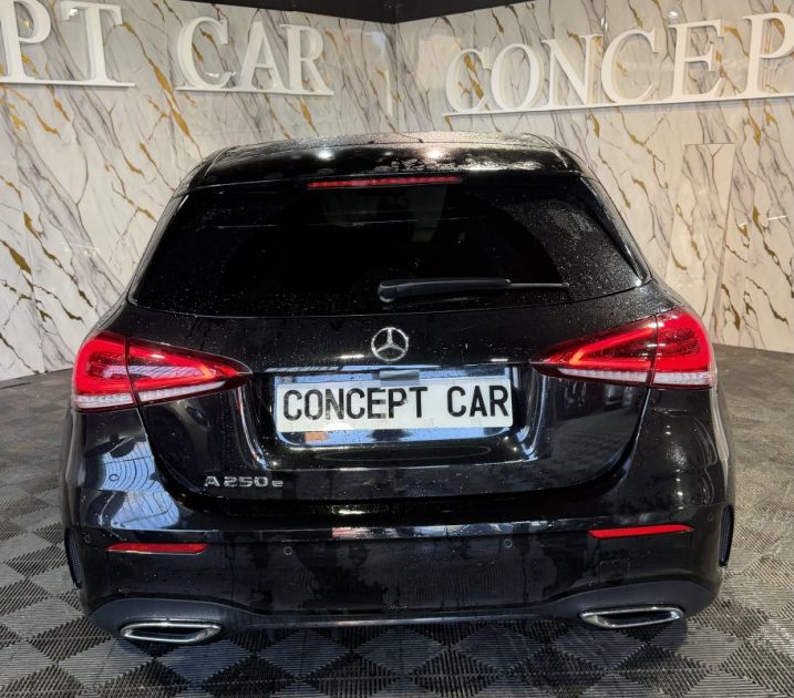 MERCEDES CLASSE A 250 e EQ POWER 8G-DCT AMG Line - 99 500Kms - Toit Ouvrant - SUIVIT COMPLET MERCEDE