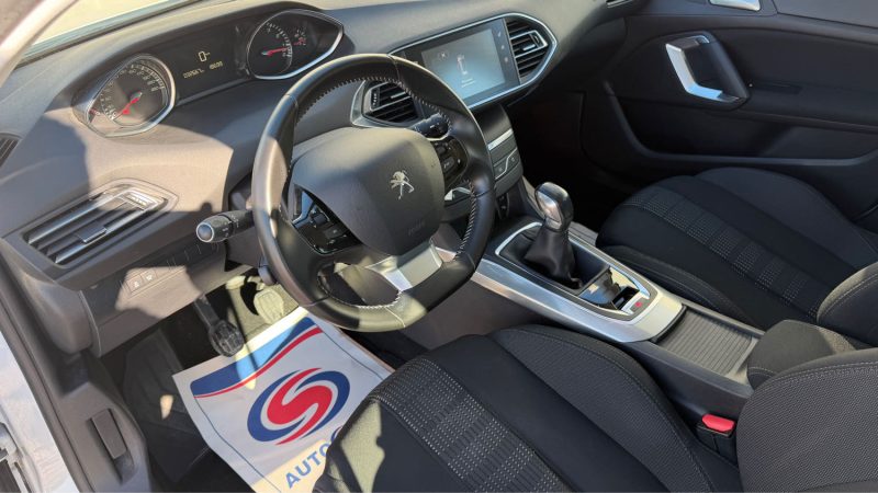 PEUGEOT 308 II 1.2 PURETECH 110CH ACTIVE S&S 5P 2015