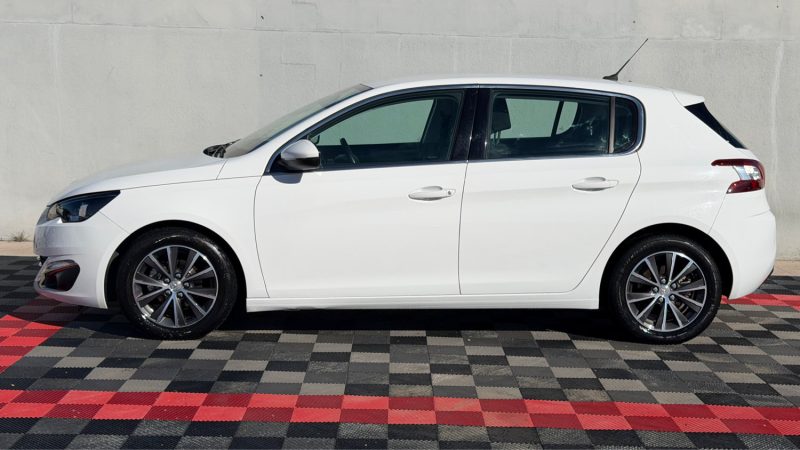 PEUGEOT 308 II 1.2 PURETECH 110CH ACTIVE S&S 5P 2015