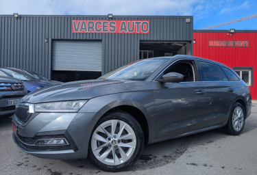 SKODA OCTAVIA COMBI 2.0 TDI 150CV 4X4 DSG7 VIRTUAL COCKPIT ECRAN GPS 