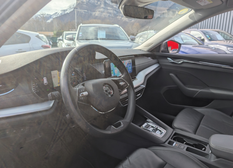 SKODA OCTAVIA COMBI 2.0 TDI 150CV 4X4 DSG7 VIRTUAL COCKPIT ECRAN GPS 