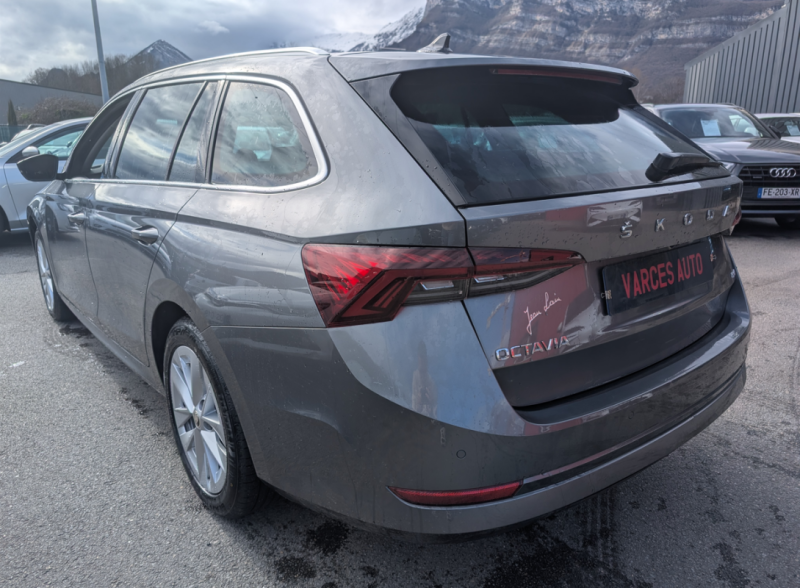 SKODA OCTAVIA COMBI 2.0 TDI 150CV 4X4 DSG7 VIRTUAL COCKPIT ECRAN GPS 