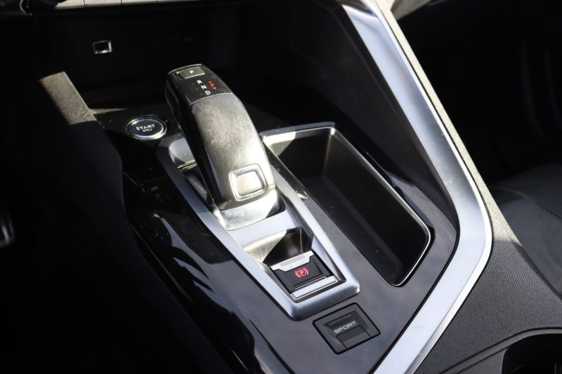 PEUGEOT 3008 2.0 BLUEHDI 180CH GT EAT6