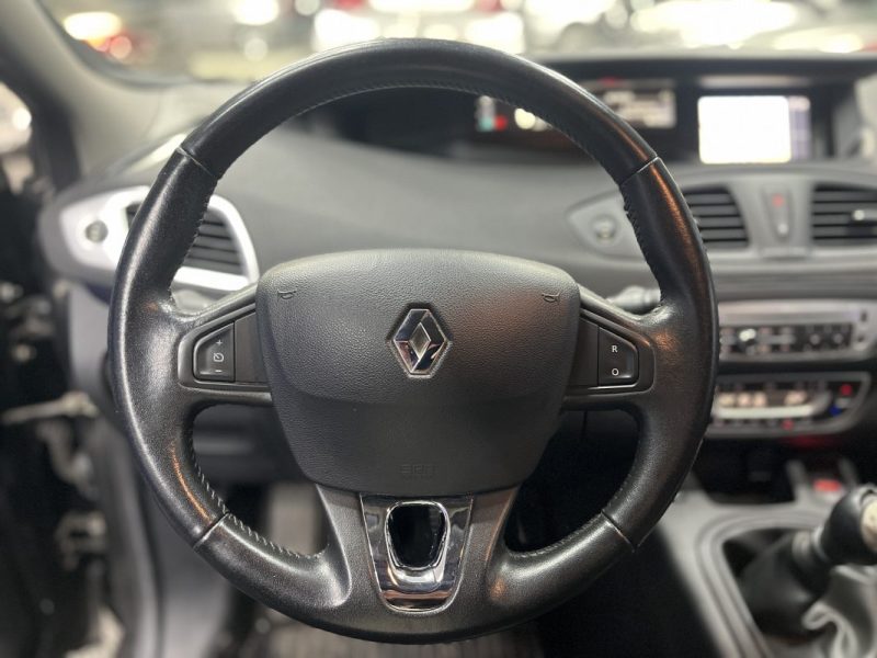 Renault Scenic III 1.5 dCi 110ch Energy Authentique ECO² | GPS | Radars de recul 