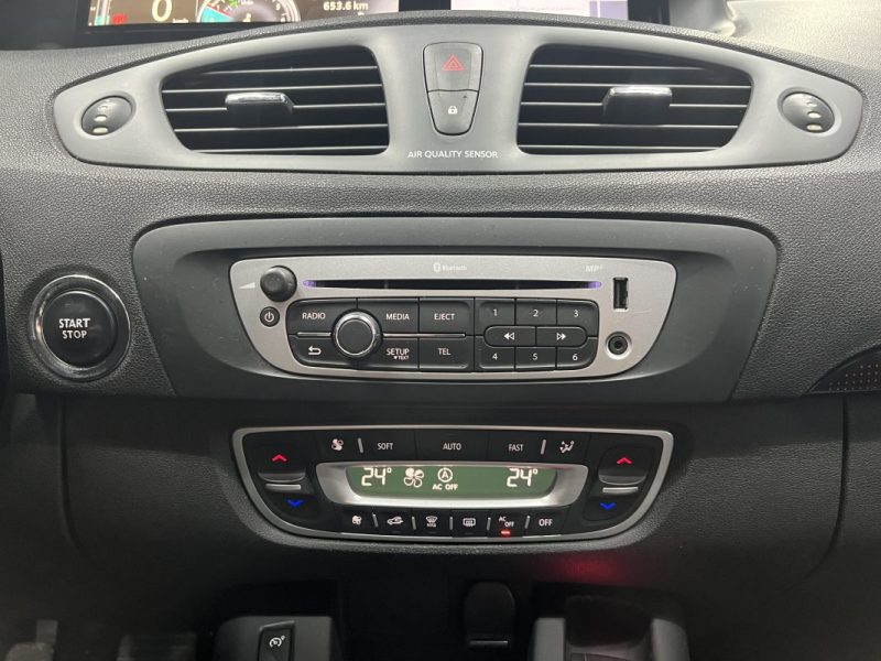 Renault Scenic III 1.5 dCi 110ch Energy Authentique ECO² | GPS | Radars de recul 