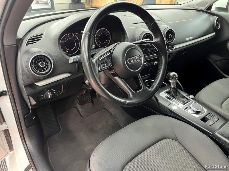 35 TFSI 150cv s-line S tronic 7 1ER MAIN / COCKPIT / SANS CLES / CAR PLAY GARANTIE 12 MOIS 