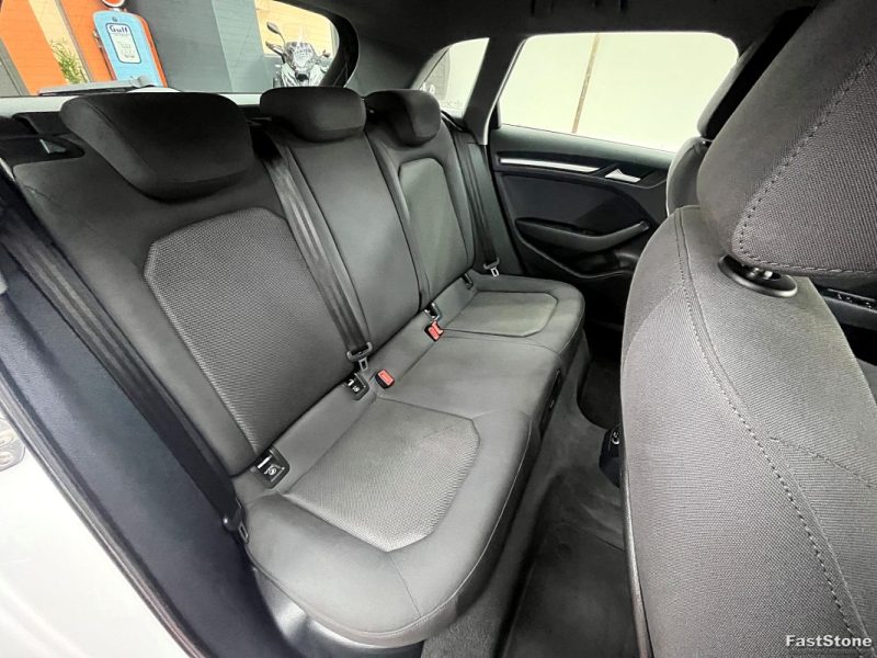 35 TFSI 150cv s-line S tronic 7 1ER MAIN / COCKPIT / SANS CLES / CAR PLAY GARANTIE 12 MOIS 