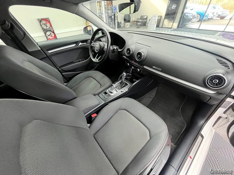 35 TFSI 150cv s-line S tronic 7 1ER MAIN / COCKPIT / SANS CLES / CAR PLAY GARANTIE 12 MOIS 