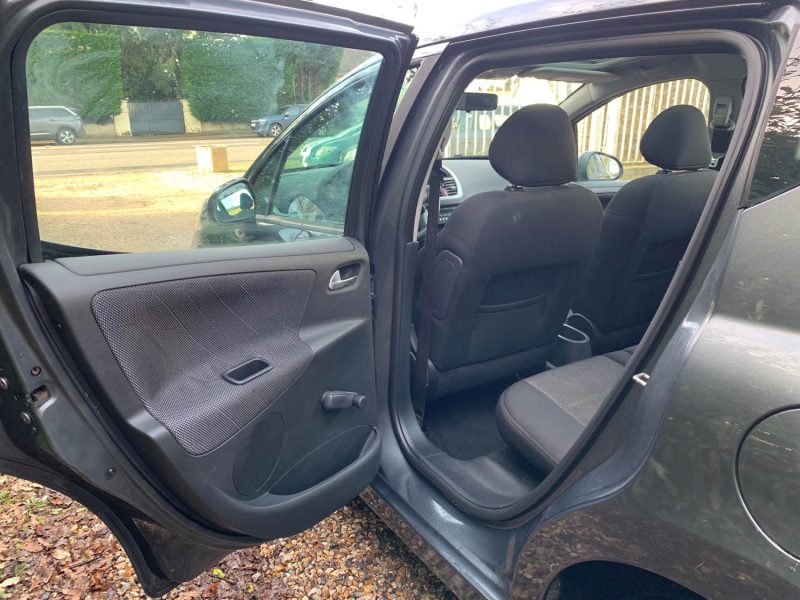 PEUGEOT 207 1.6 HDI 2008
