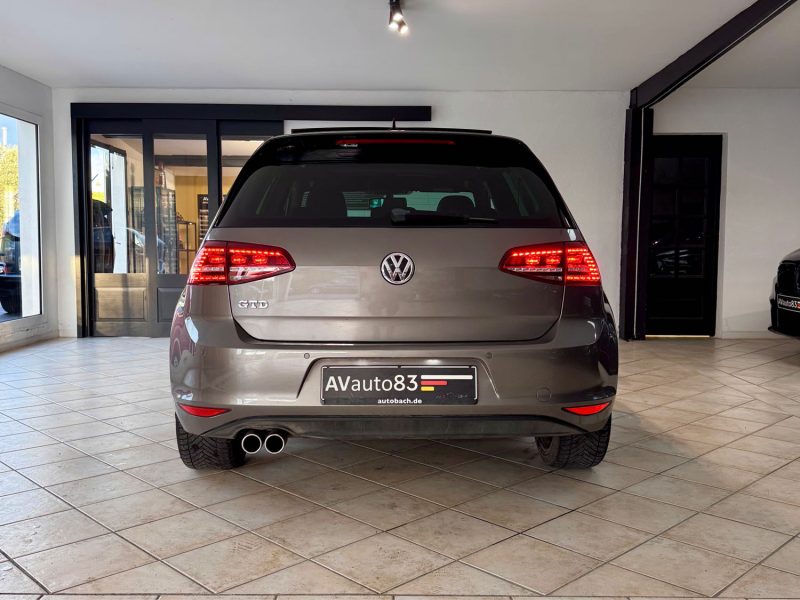 Volkswagen Golf 7 GTD 2.0 TDI 184ch DSG6 – Toit Pano – Camera de recul – Garantie 12 mois