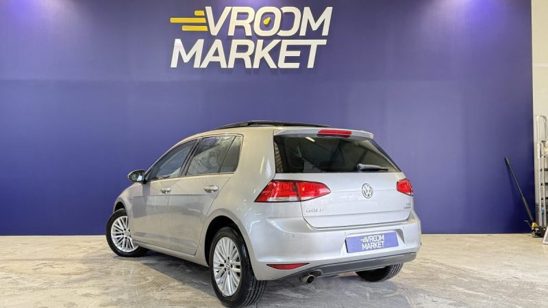 VOLKSWAGEN GOLF VII CUP 1.2 TSI 105CH BLUEMOTION TECHNOLOGY TOIT OUVRANT
