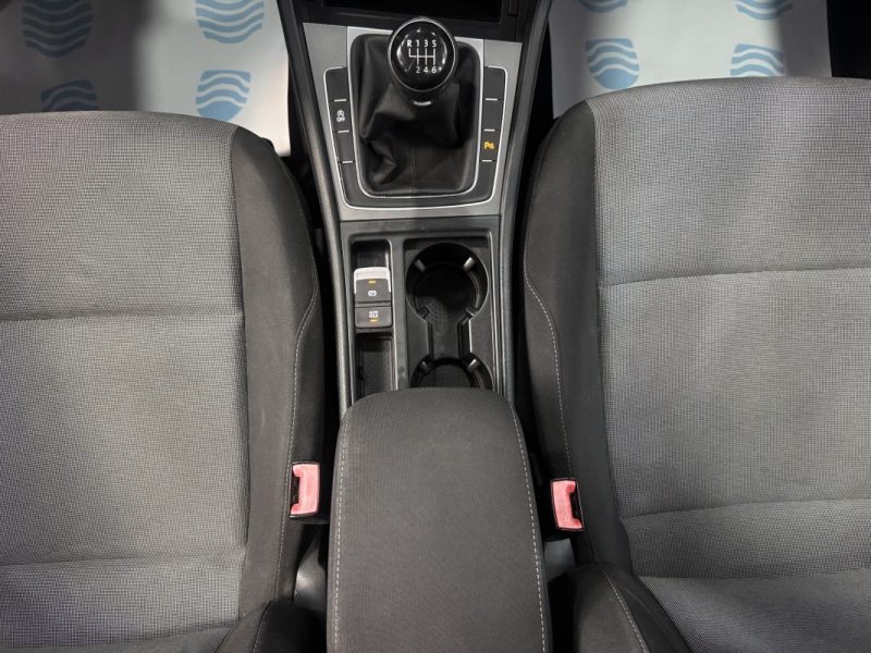 VOLKSWAGEN GOLF VII 1.2 TSI 110CH BLUEMOTION TECHNOLOGY TRENDLINE 5P 2016