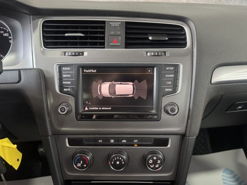 VOLKSWAGEN GOLF VII 1.2 TSI 110CH BLUEMOTION TECHNOLOGY TRENDLINE 5P 2016