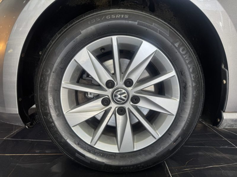 VOLKSWAGEN GOLF VII 1.2 TSI 110CH BLUEMOTION TECHNOLOGY TRENDLINE 5P 2016