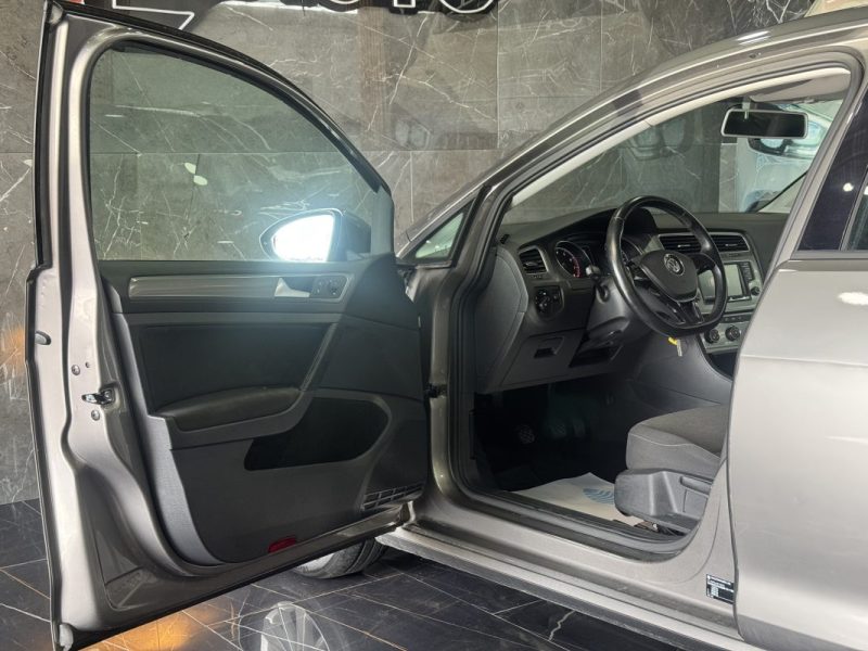 VOLKSWAGEN GOLF VII 1.2 TSI 110CH BLUEMOTION TECHNOLOGY TRENDLINE 5P 2016