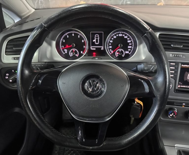 VOLKSWAGEN GOLF VII 1.2 TSI 110CH BLUEMOTION TECHNOLOGY TRENDLINE 5P 2016