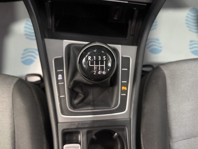 VOLKSWAGEN GOLF VII 1.2 TSI 110CH BLUEMOTION TECHNOLOGY TRENDLINE 5P 2016